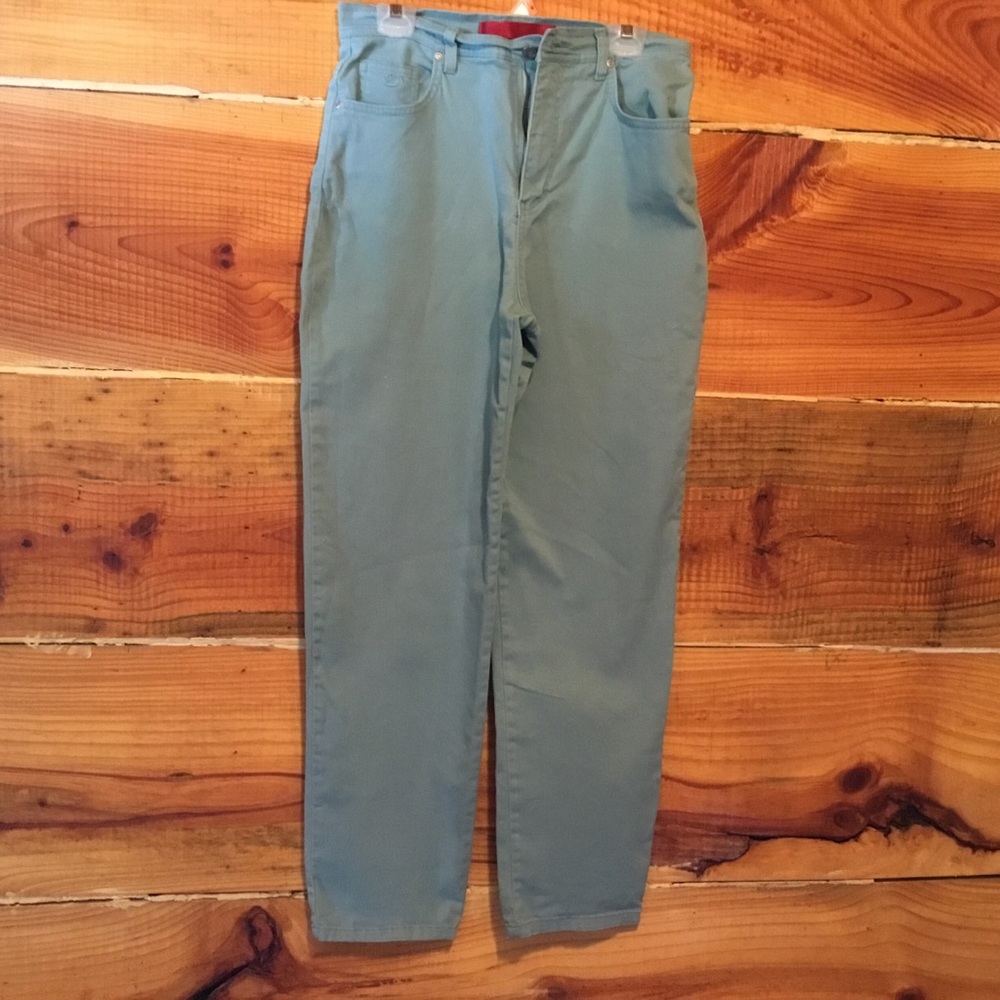 Gloria Vanderbilt jeans
